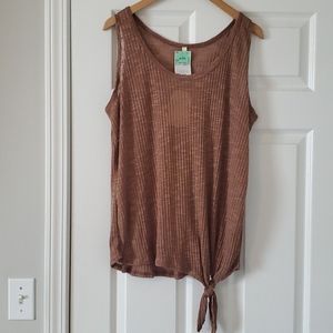 Brown light top